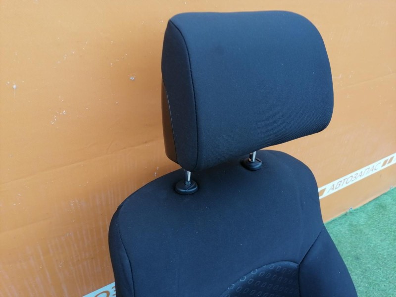 Actyon №2 сиденье правое