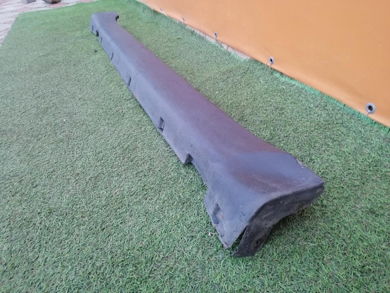 Actyon №2 накладка порога правая деф