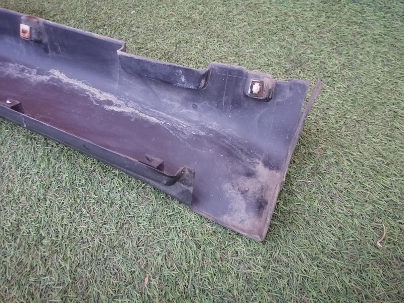 Actyon №2 накладка порога правая деф