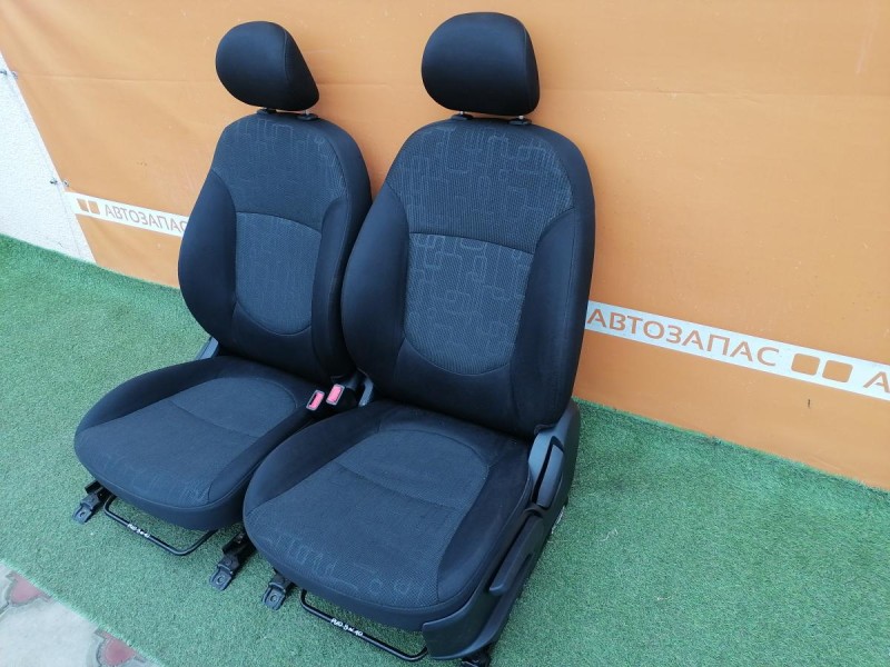 Rio 3 №10 сиденья передние к-кт