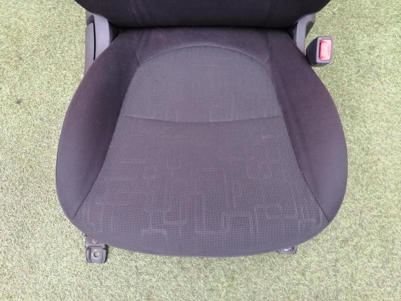 Rio 3 №10 сиденья передние к-кт