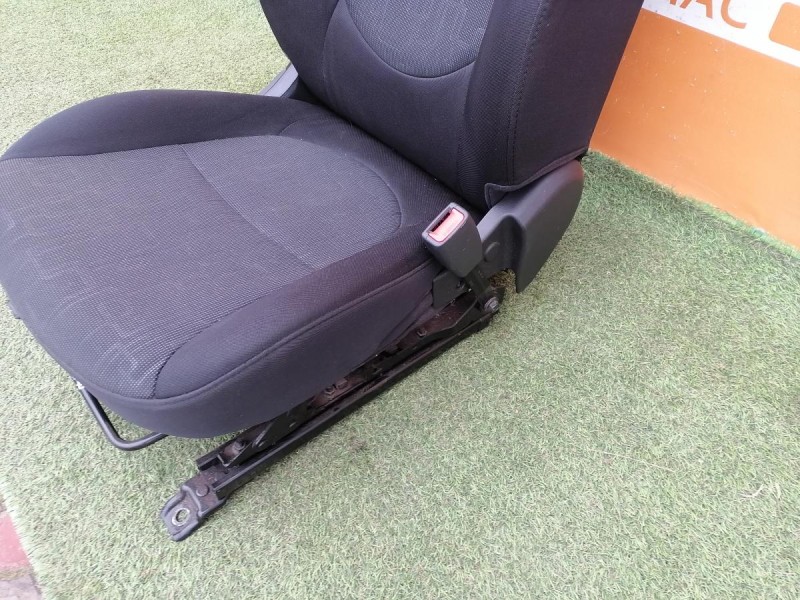 Rio 3 №10 сиденья передние к-кт