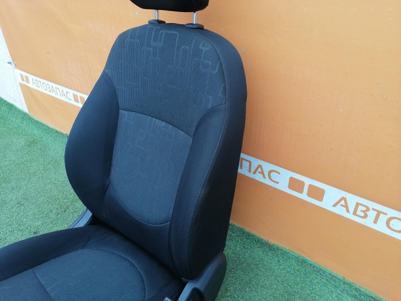 Rio 3 №10 сиденья передние к-кт