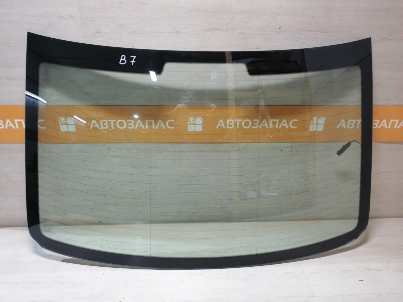 Passat B7 стекло заднее 2011