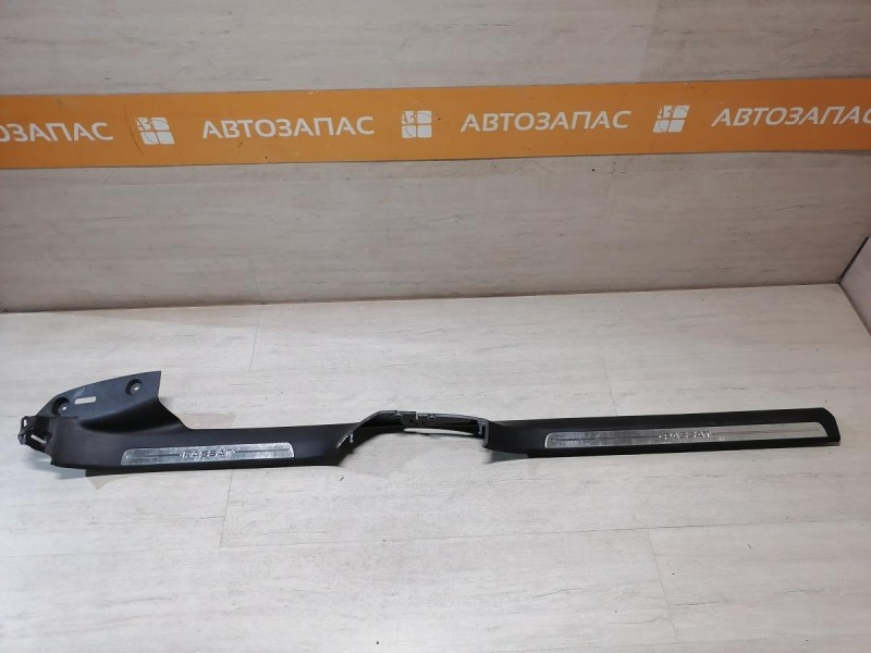 Passat B7 обшивка порога левая правая к-кт деф