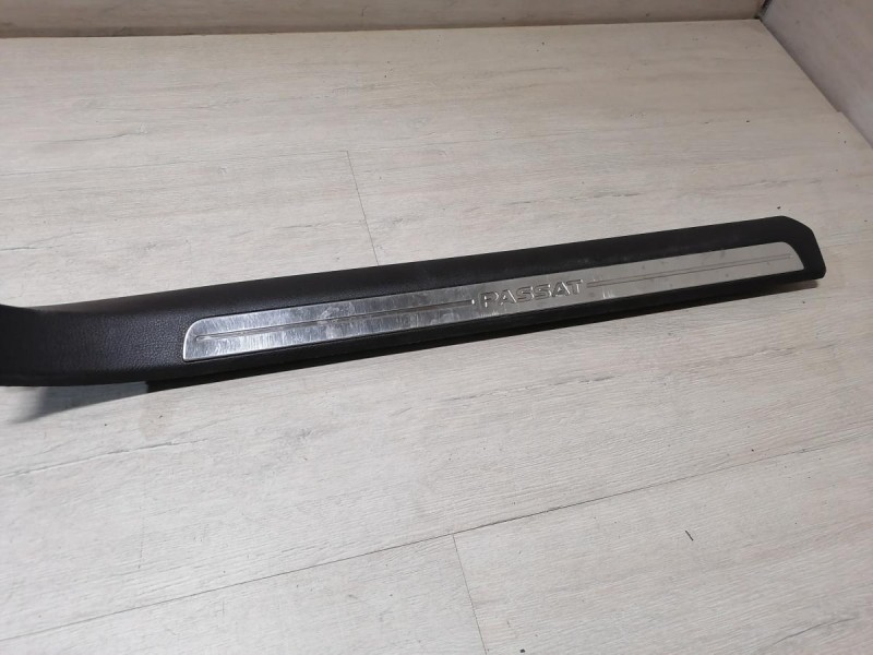 Passat B7 обшивка порога левая правая к-кт деф