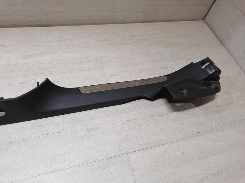 Passat B7 обшивка порога левая правая к-кт деф