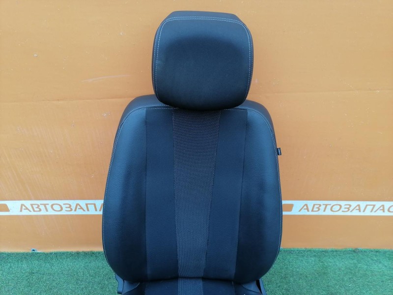 Fluence №4 сиденье переднее к-кт деф