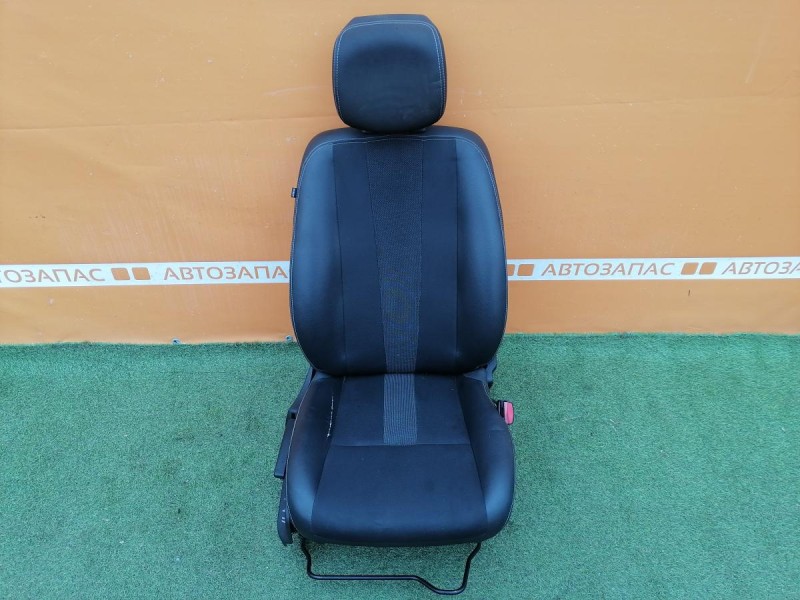 Fluence №4 сиденье переднее к-кт деф
