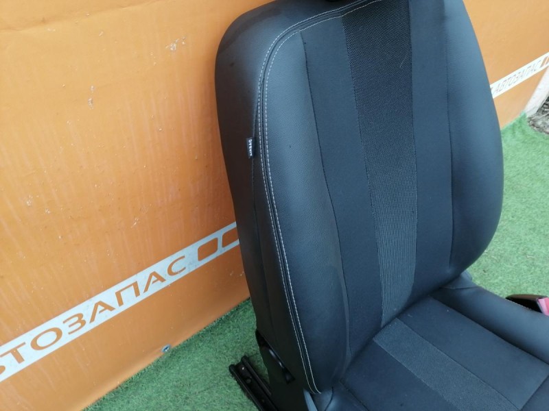 Fluence №4 сиденье переднее к-кт деф