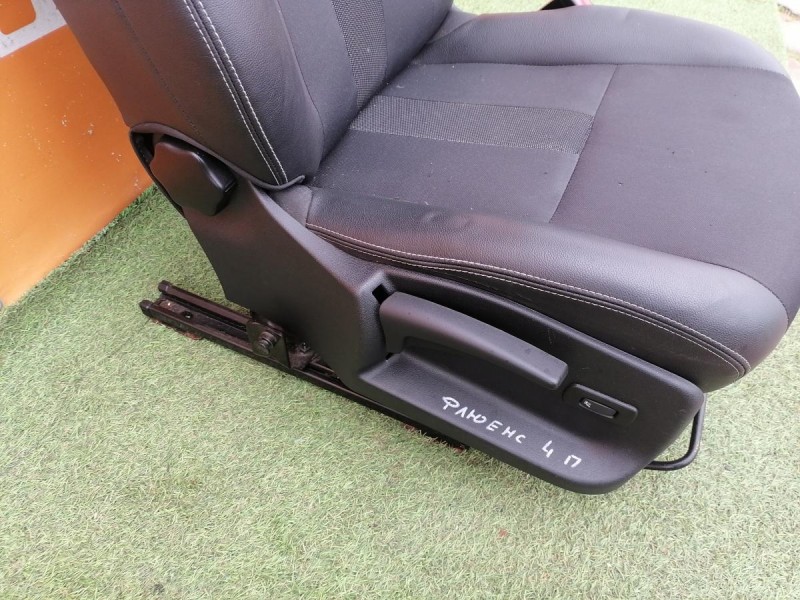 Fluence №4 сиденье переднее к-кт деф