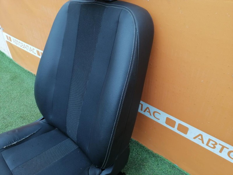 Fluence №4 сиденье переднее к-кт деф