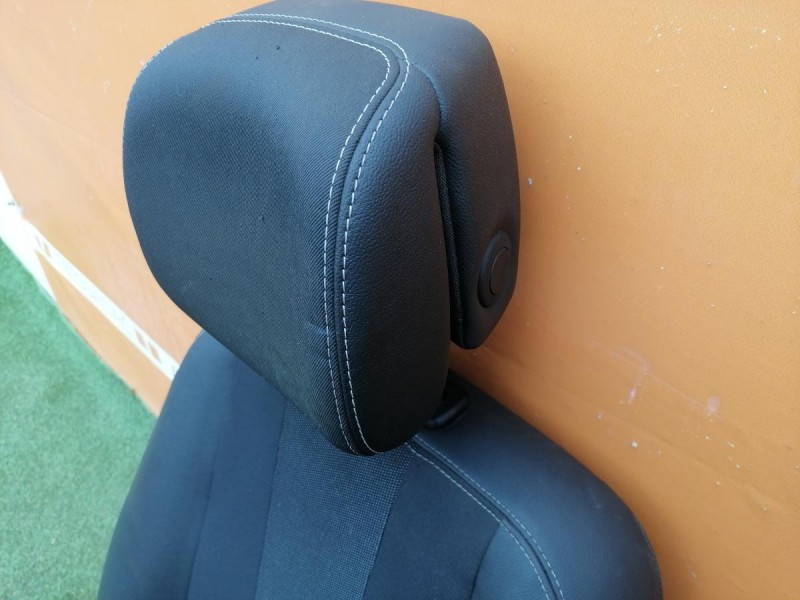 Fluence №4 сиденье переднее к-кт деф