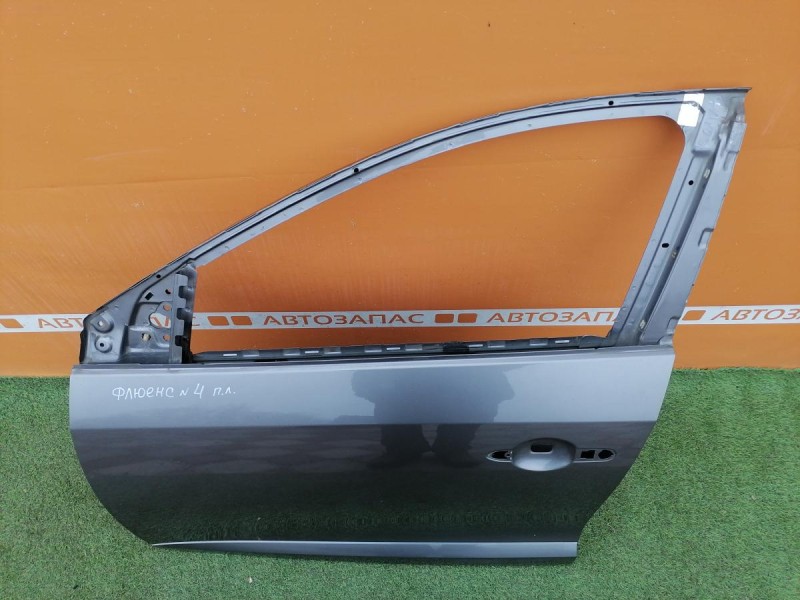 Fluence №4 дверь передняя левая