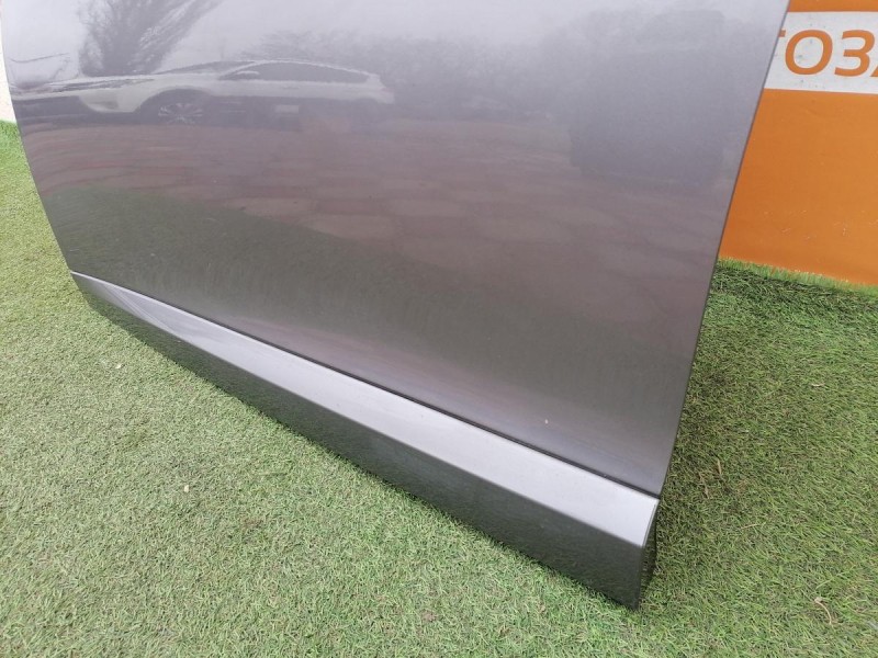 Fluence №4 дверь передняя левая