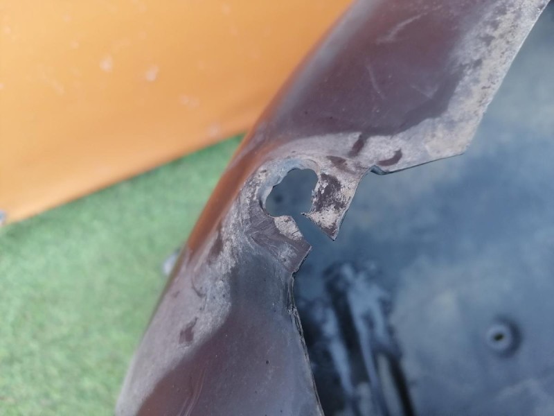 Fluence №4 подкрылок задний левый деф