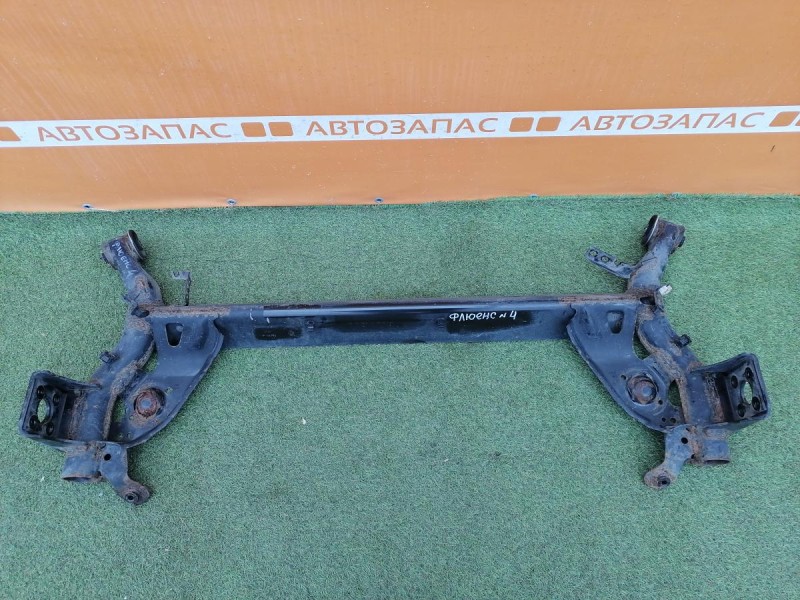 Fluence №4 балка задняя