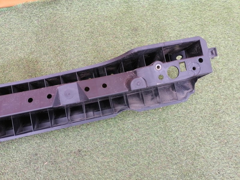 Fluence №4 усилитель заднего бампера