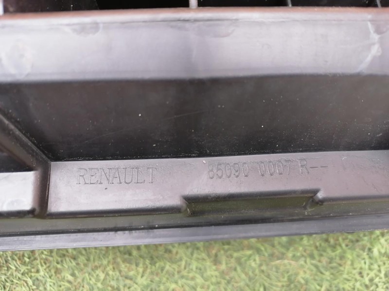 Fluence №4 усилитель заднего бампера