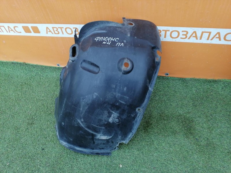 Fluence №4 подкрылок передний левый к-кт