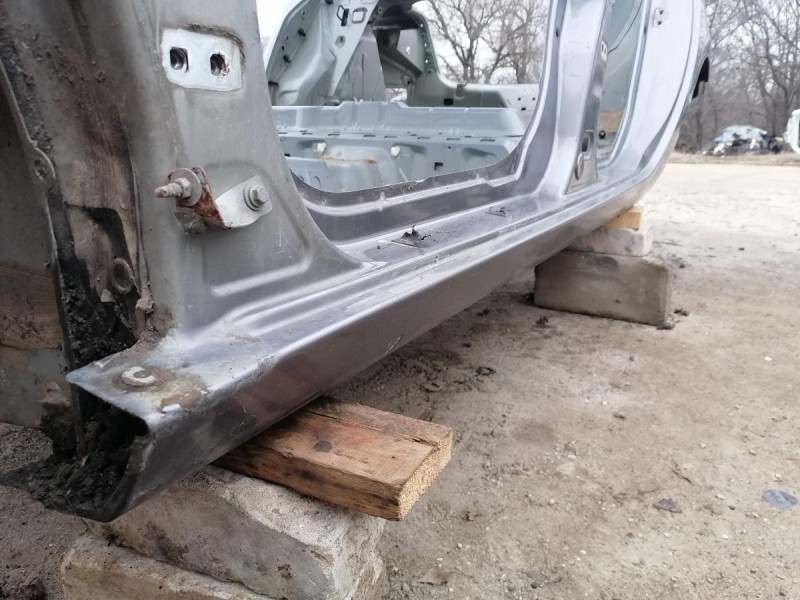 Fluence №4 порог левый