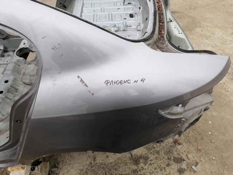 Fluence №4 крыло заднее левое