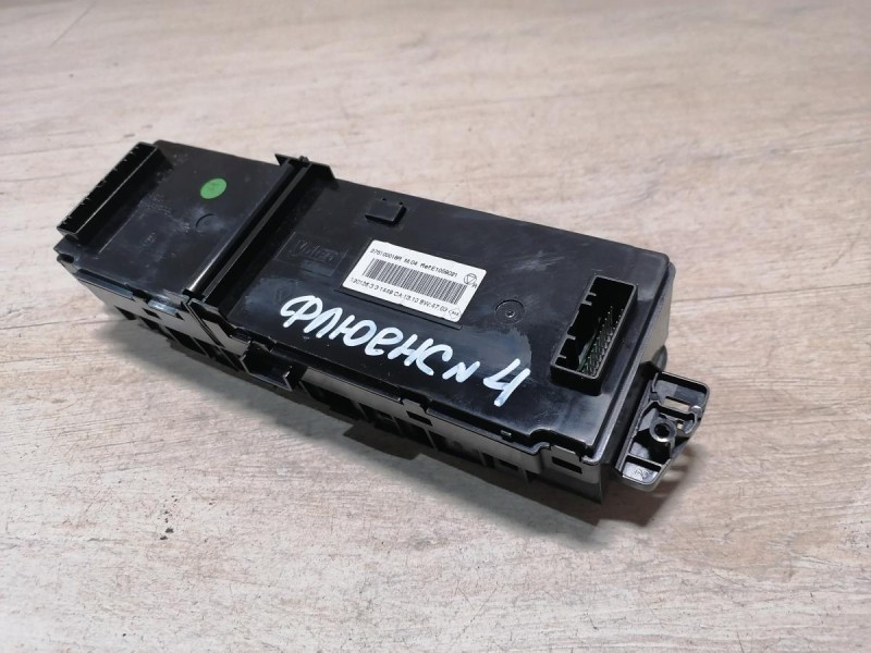 Fluence №4 блок управления климат контролем