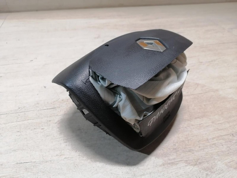 Fluence №4 подушка безопасности в руль стрел