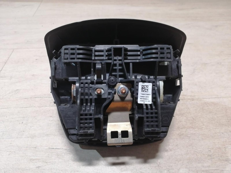 Fluence №4 подушка безопасности в руль стрел