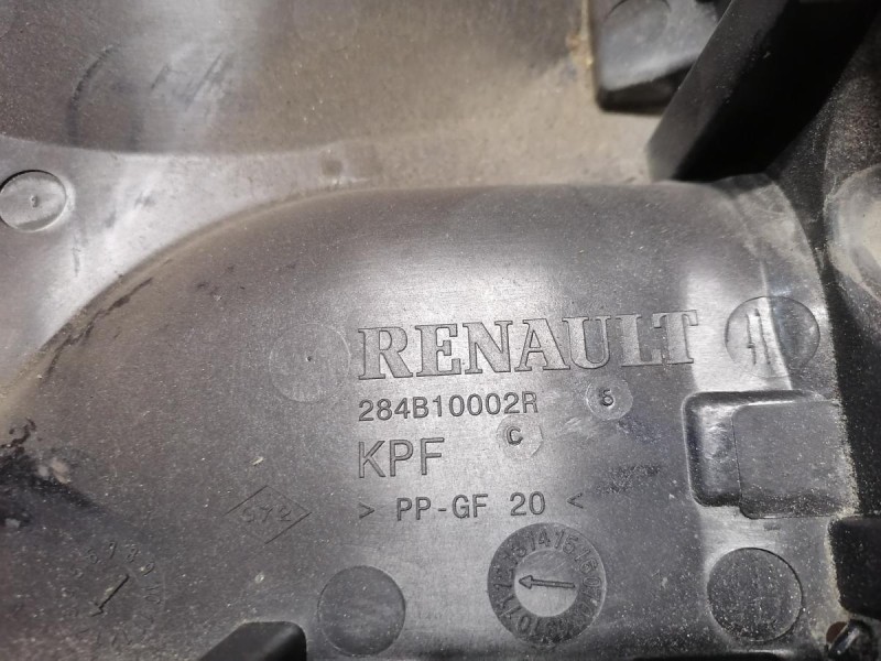 Fluence №4 корпус блока предохранителей