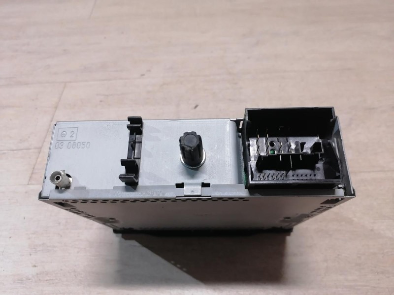 Fluence №4 магнитола штатная деф