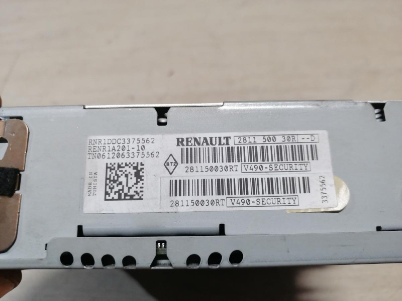 Fluence №4 магнитола штатная деф