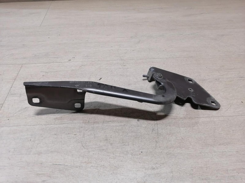 Fluence №4 петля капота левая