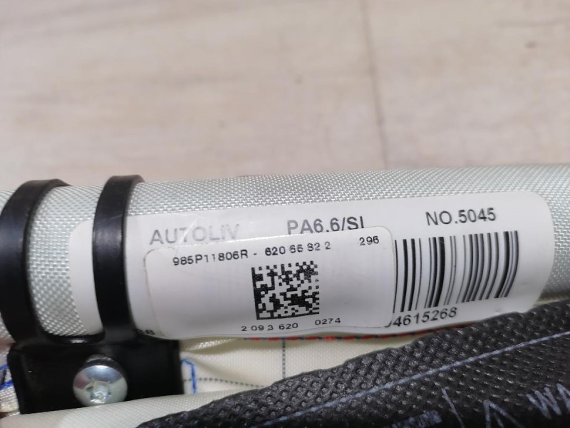 Fluence №4 шторка безопасности левая