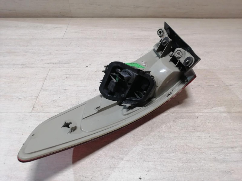 Fluence №4 фонарь левый