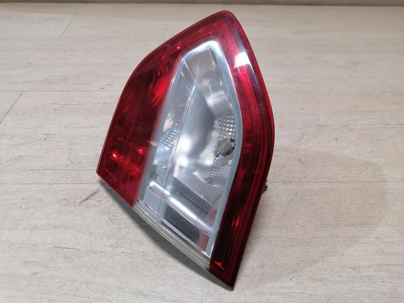 Fluence №4 фонарь правый