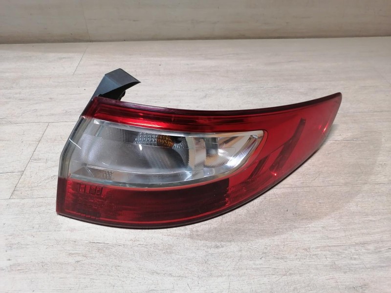 Fluence №4 фонарь правый