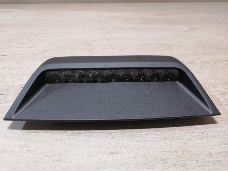 Fluence №4 повторитель стоп сигнала