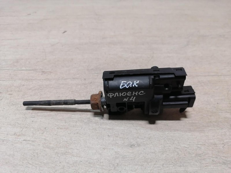 Fluence №4 активатор лючка бензобака