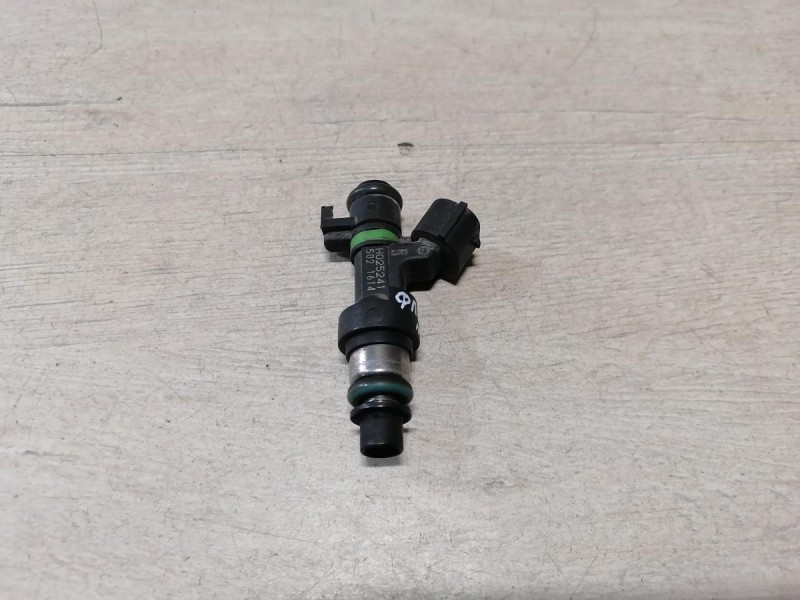 Fluence №4 форсунка топливная 2.0