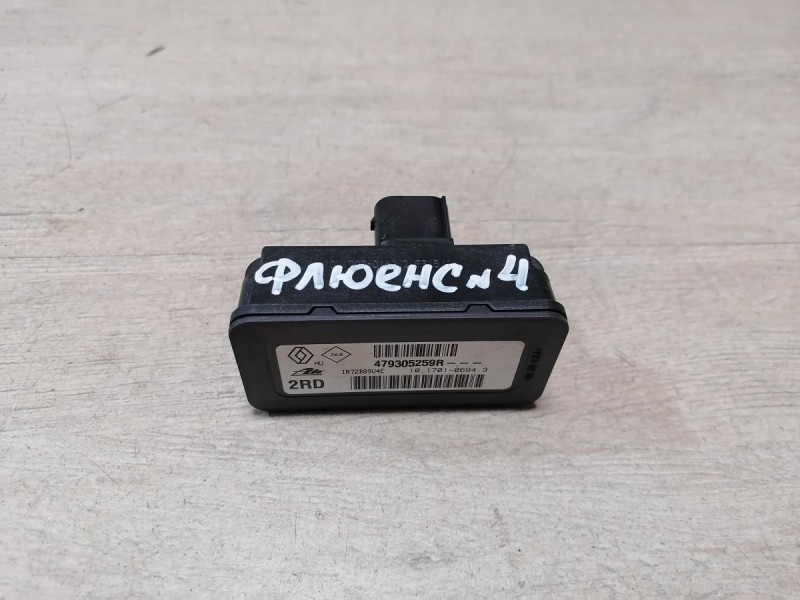 Fluence №4 датчик ускорения