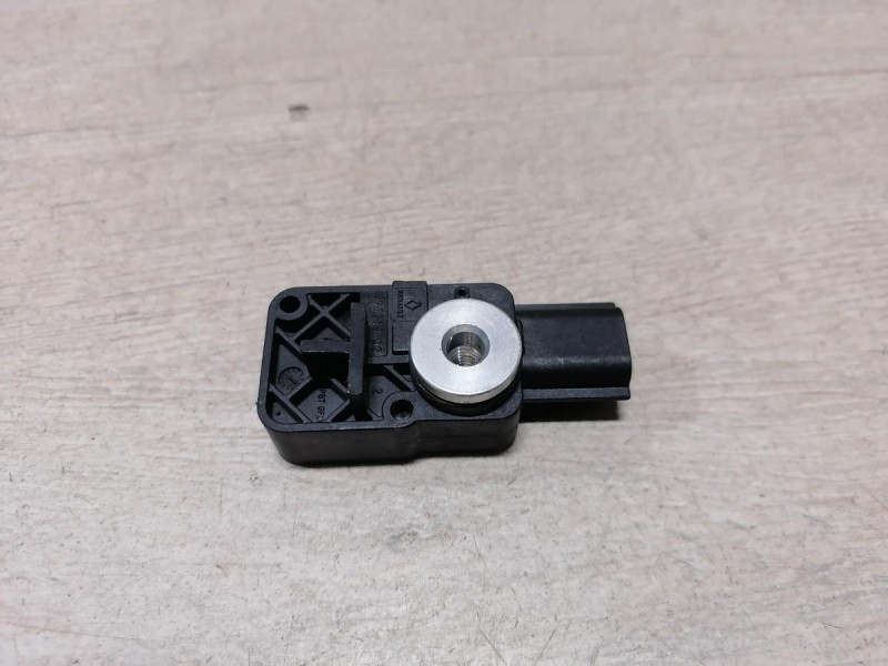 Fluence №4 датчик удара