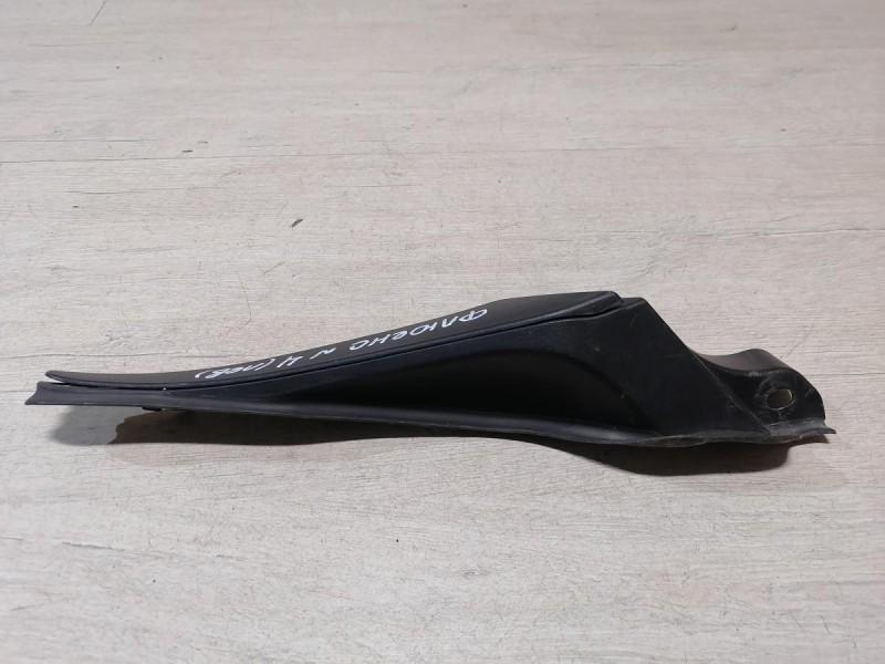 Fluence №4 уголок жабо левый деф