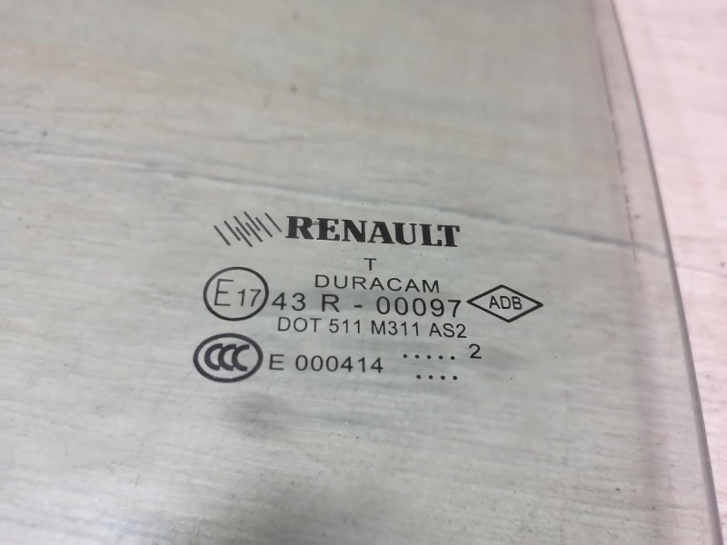 Fluence №4 стекло заднее левое 12