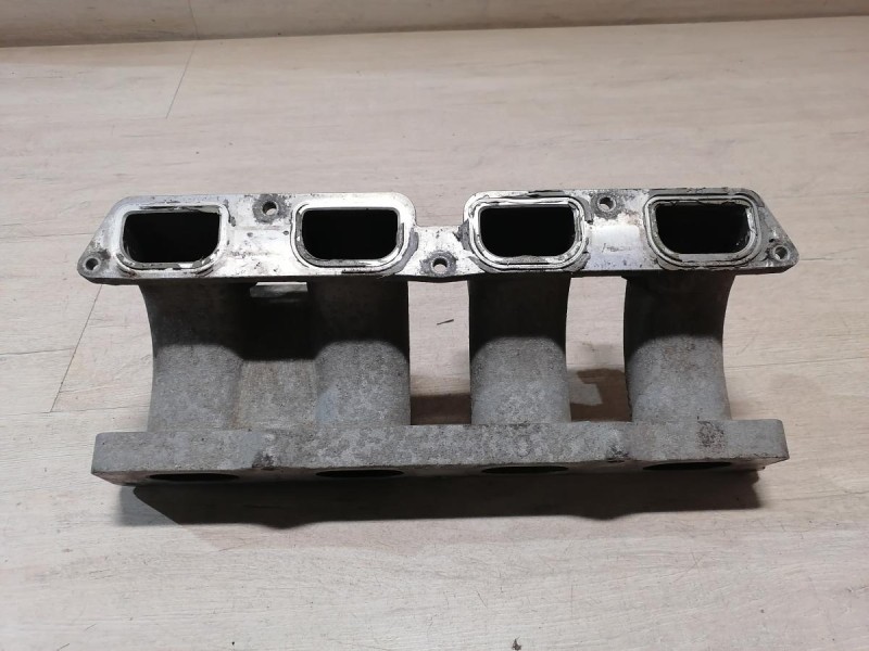 Fluence №4 коллектор впускной нижняя часть 2.0