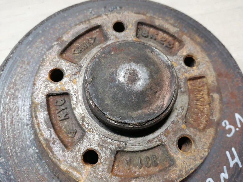 Fluence №4 ступица задняя левая диск тормозной