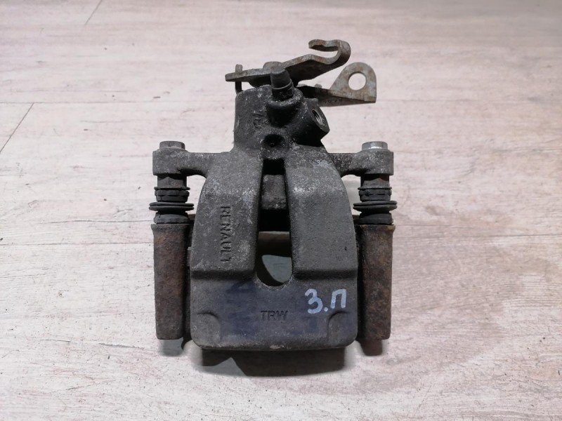 Fluence №4 суппорт задний правый