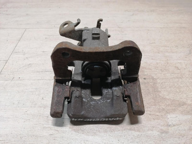 Fluence №4 суппорт задний правый