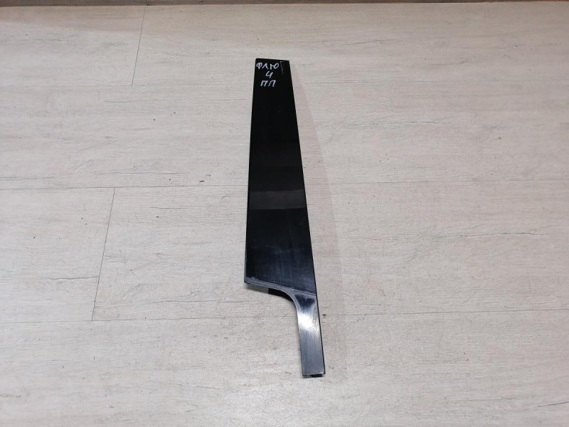 Fluence №4 накладка стойки двери передняя правая