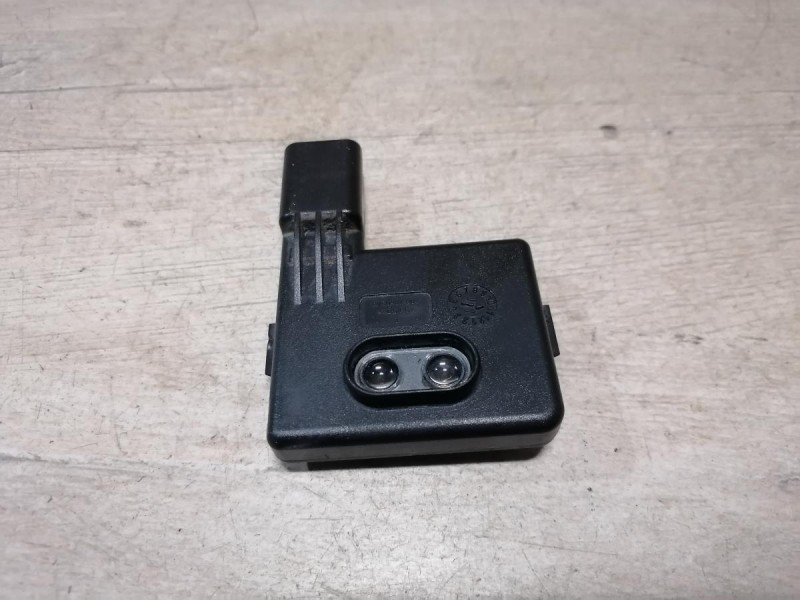 Fluence №4 датчик бесключевого доступа правый